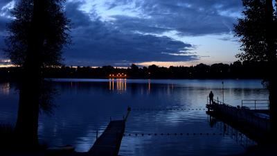 Pier night river 4k wallpaper