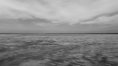 Plain sky bw 4k wallpaper