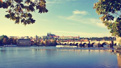 Prague bridge water day 4k wallpaper
