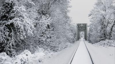 Rails railway snow 4k wallpaper
