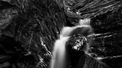 River waterfall bw 4k wallpaper