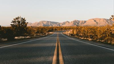 Road marking desert asphalt 4k wallpaper