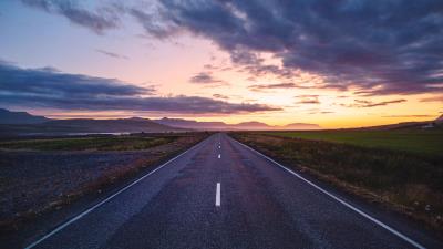 Road marking distance g 4k wallpaper