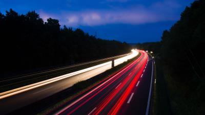 Road turn light night 4k wallpaper