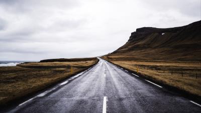 Road winding rock 4k wallpaper