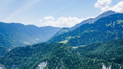 Rocks river road 4k wallpaper