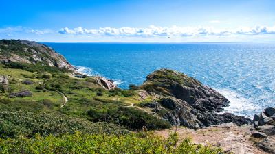 Rocks sea horizon 4k wallpaper