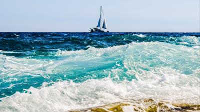 Sea boat surf foam 4k wallpaper