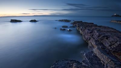 Sea evening twilight great britain block 4k wallpaper