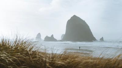 Sea rocks coast f 4k wallpaper