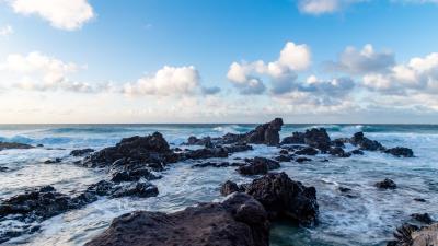Sea rocks shore surf 4k wallpaper