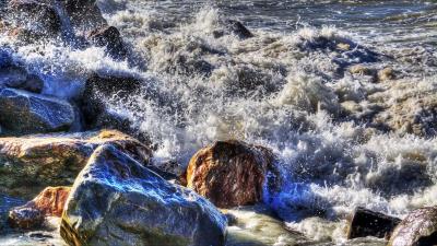 Sea rocks spray foam landscap 4k wallpaper