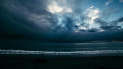 Sea shore surf night overcast 4k wallpaper