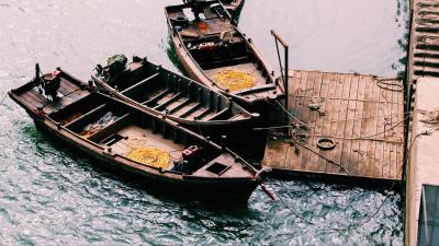 Ships pier river 4k wallpaper