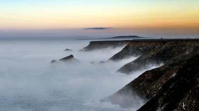 Shore sea fog 4k wallpaper