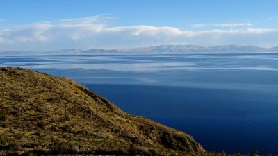 Smooth Lake Wallpaper 4k wallpaper