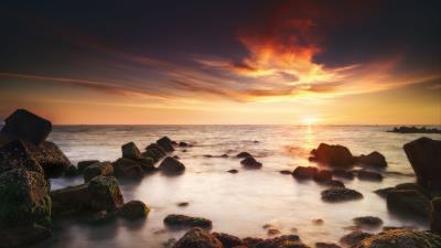 Stones water horizon 4k wallpaper