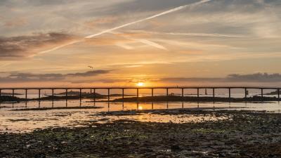 Sunset bridge sea image 4k wallpaper