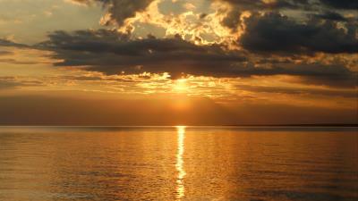 Sunset glare water gg 4k wallpaper