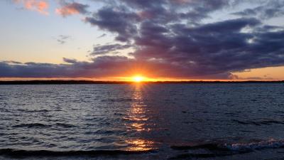 Sunset sun rays 4k wallpaper