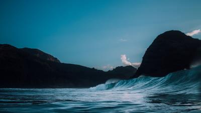 Surf sea rock 4k wallpaper