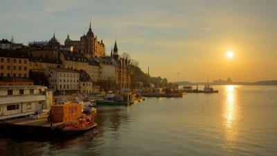 Sweden stockholm promenade river sun track sunrise fog 4k wallpaper