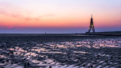 Tower beach coast 4k wallpaper