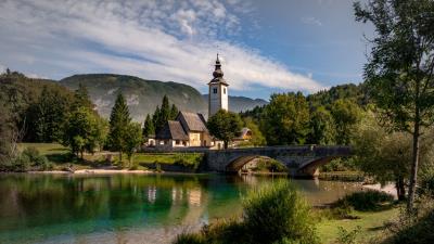 Tower bridge river 4k wallpaper