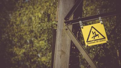 Sign danger pylon 4k wallpaper