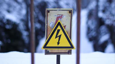 Sign voltage warning 4k wallpaper