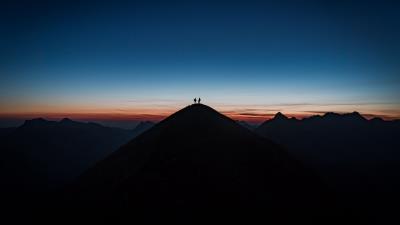 Silhouette hill distance 4k wallpaper