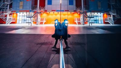 Silhouette reflection mirror 4k wallpaper