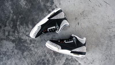 Sneakers shoes texture 4k wallpaper