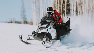 Snowmobile snow helmet 4k wallpaper