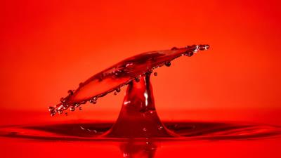 Splash water drops 4k wallpaper