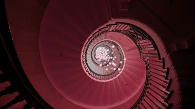 Staircase spiral chandelier 4k wallpaper
