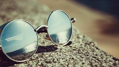 Sunglasses reflection sun 4k wallpaper