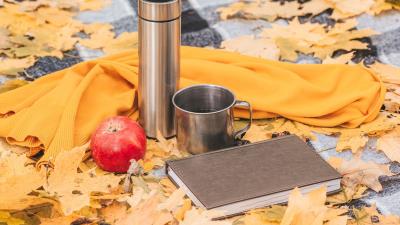 Thermos mug apple 4k wallpaper