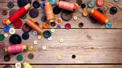 Thread ussr buttons sewing wood backgroun 4k wallpaper