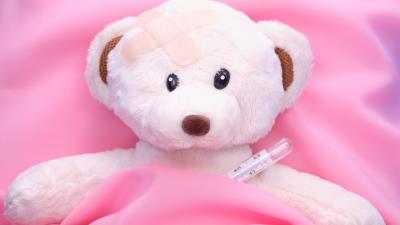 Toy teddy bear thermometer bed diseas 4k wallpaper