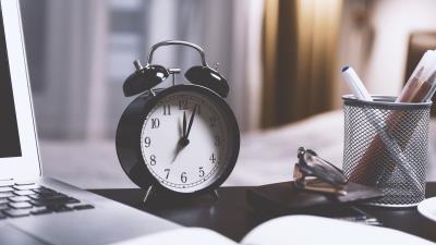 Alarm clock clock dial 4k wallpaper