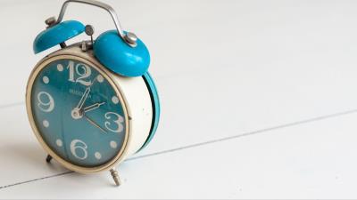 Alarm clock watch vintage 4k wallpaper