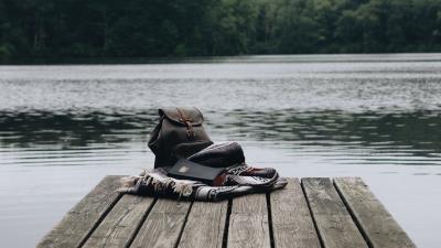 Backpack book pier 4k wallpaper