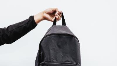 Backpack hand black 4k wallpaper
