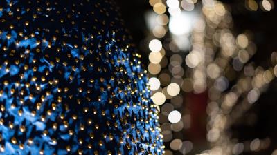 Ball decoration glare 4k wallpaper