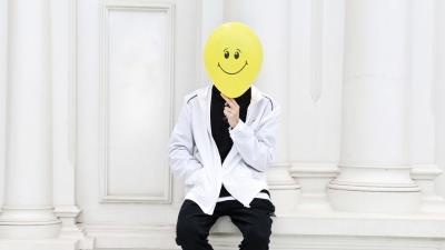 Balloon smile smiley 4k wallpaper