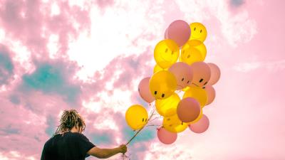 Balloons sky pink 4k wallpaper