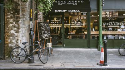 Bicycle street shop 4k wallpaper