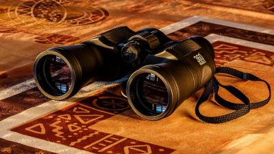 Binoculars lenses gold glow reflection 4k wallpaper