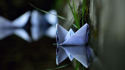 Boat origami paper 4k wallpaper